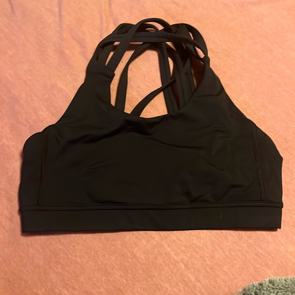 Lululemon sports bra